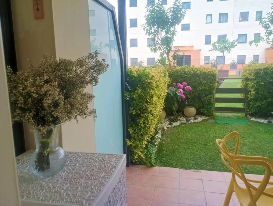 Apartamento En Primera Linea De Mar Roses Exterior foto